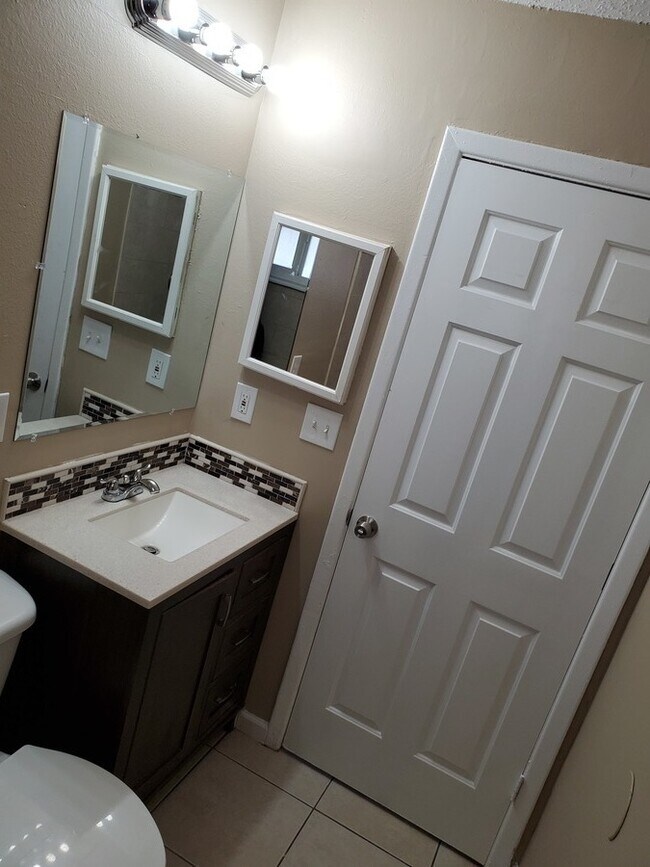 Photo - 8402 Corney Dr