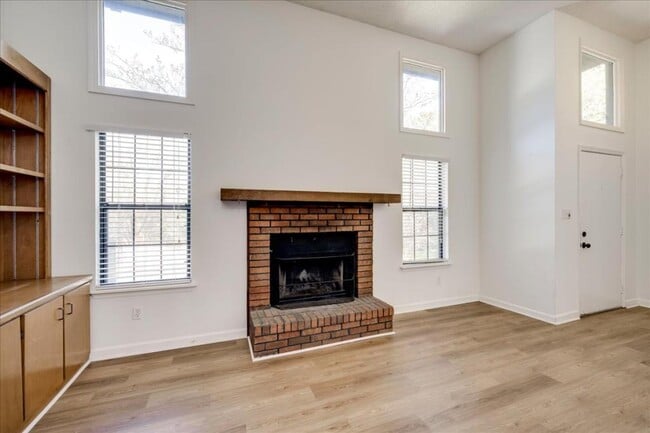 Photo - 3128 Village West Drive