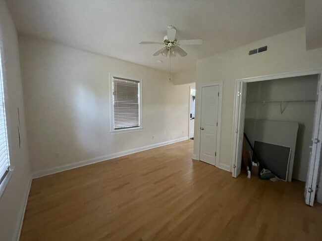 Photo - 814 Anderson St