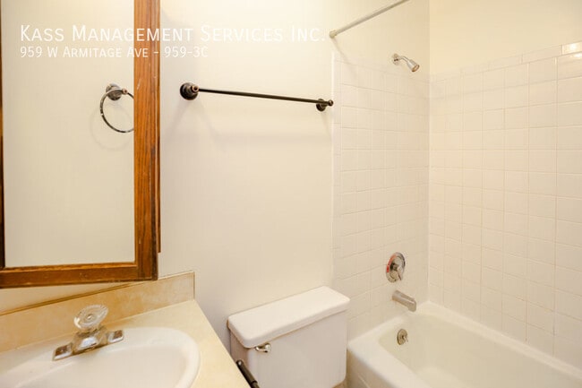 Photo - 959 W Armitage Ave Unit 959-3C