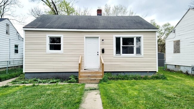 Photo - 529 S Kenmore St