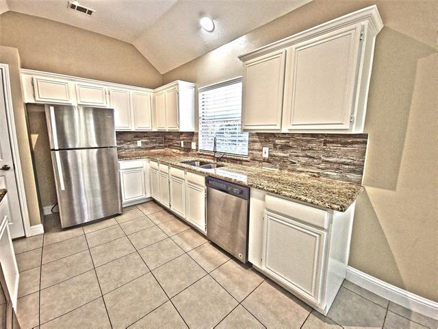 Photo - 1524 High Pointe Ln