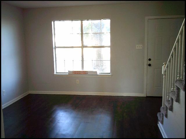 Photo - 1805 Sanford Dr