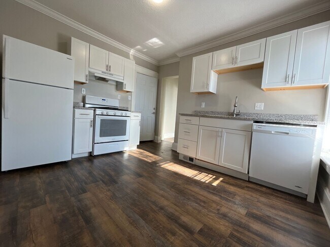 Photo - 1623 Franklin Park S Unit 4