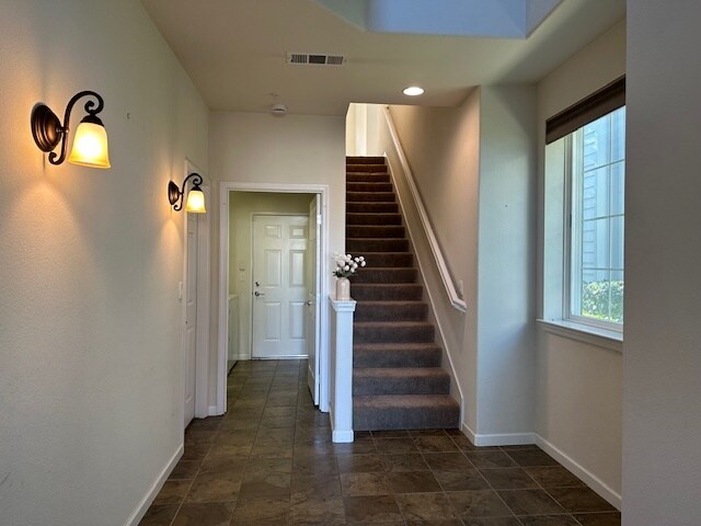 Photo - 2907 Maritime Way