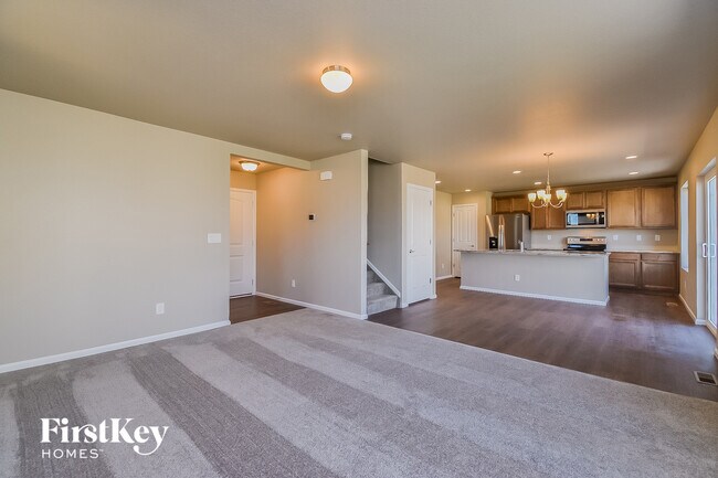 Photo - 6922 Shunka Ln