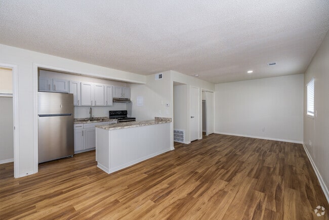 V-STU Studio - Living Area/Kitchen - The Columns Apartments