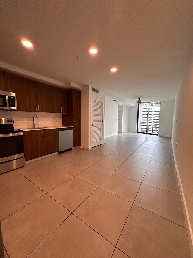 Photo - 1234 NW 8th Ct Unidad B19