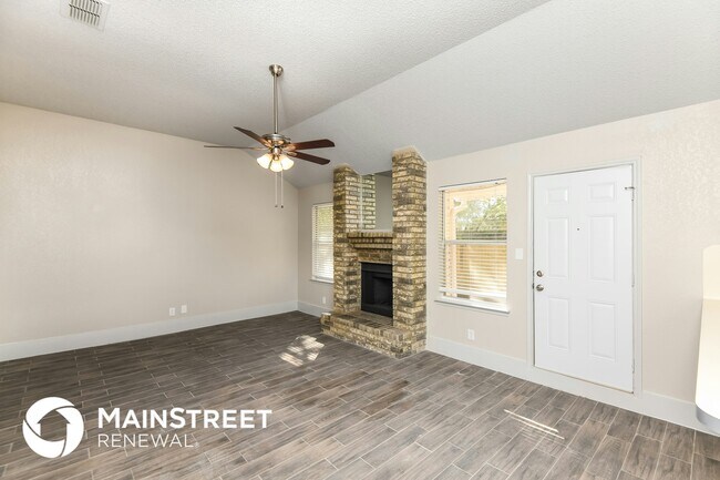 Photo - 914 Pierce Arrow Dr