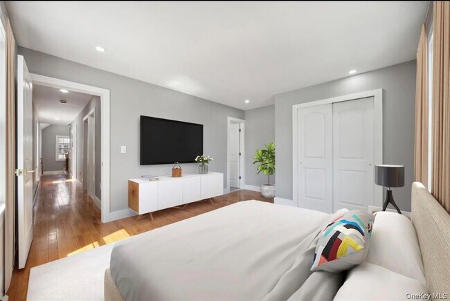 Photo - 104-69-104129 129th St