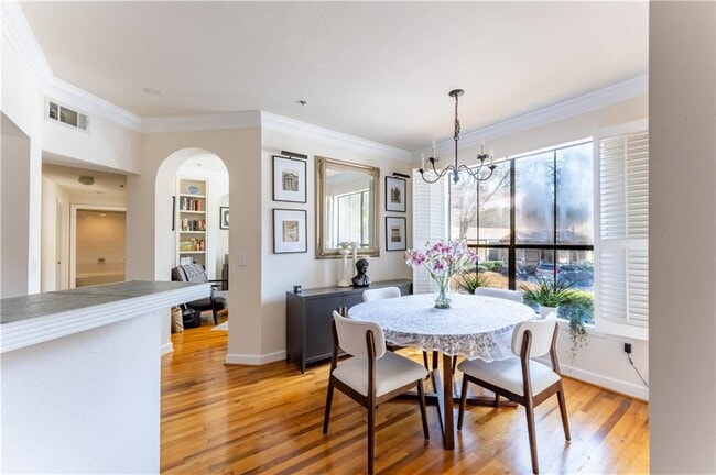 Photo - 3777 Peachtree Rd NE Unit 512