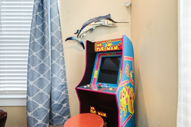 Photo - 4123 Avenue Q