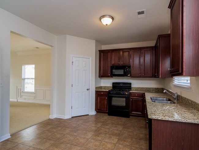 Photo - 4215 Pointe Vecchio Cir