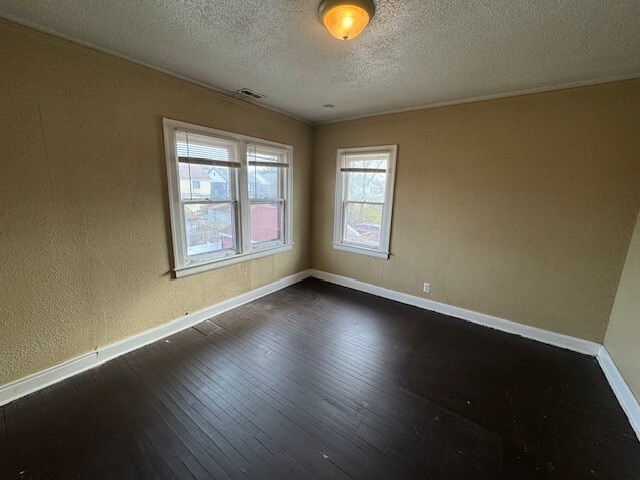 Photo - 16260 Fairfield St