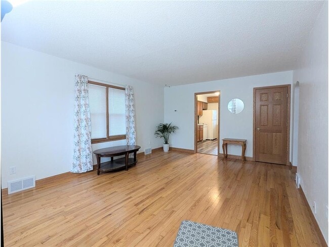 Photo - 1618 Beech St