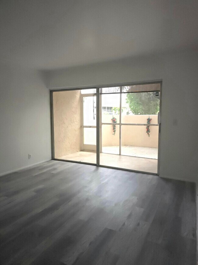 Photo - 1531 SE Royal Green Cir Unit R-102