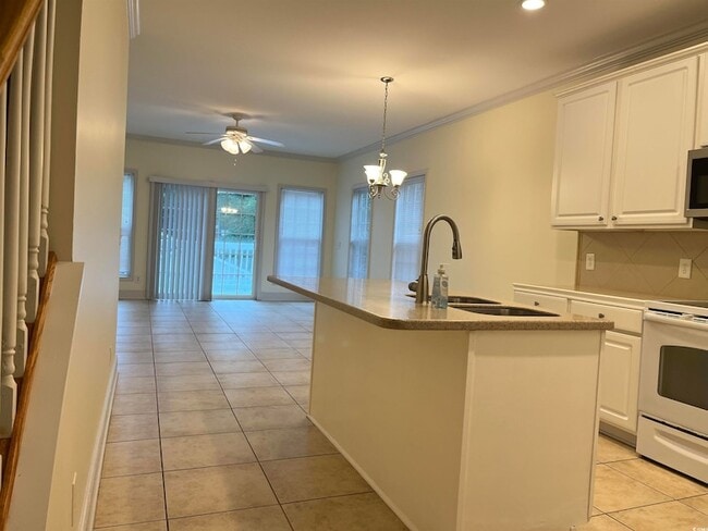 Photo - 616 Cypress Dr