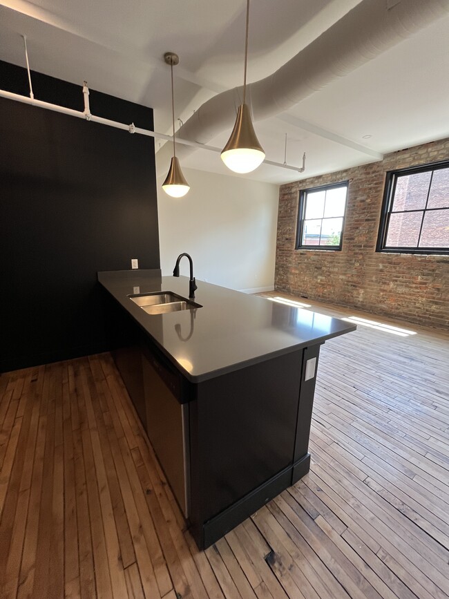 Apartment 302