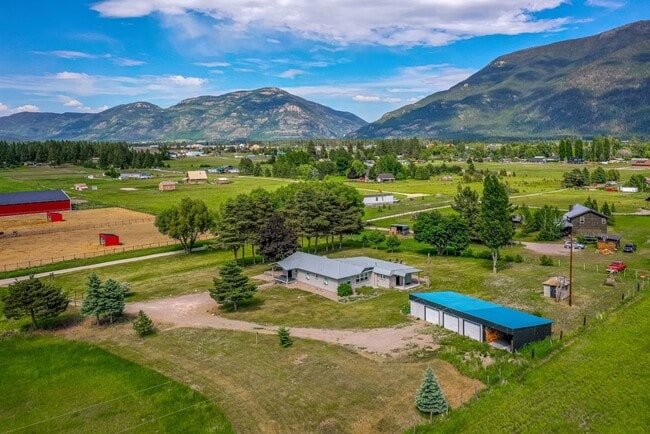 592 Homestake Trail