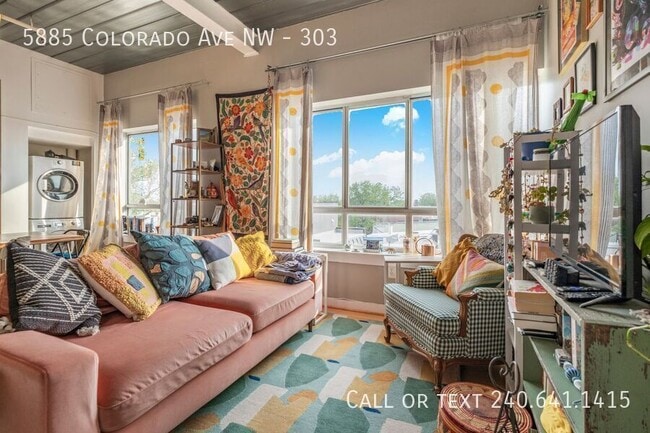 Photo - 5885 Colorado Ave NW