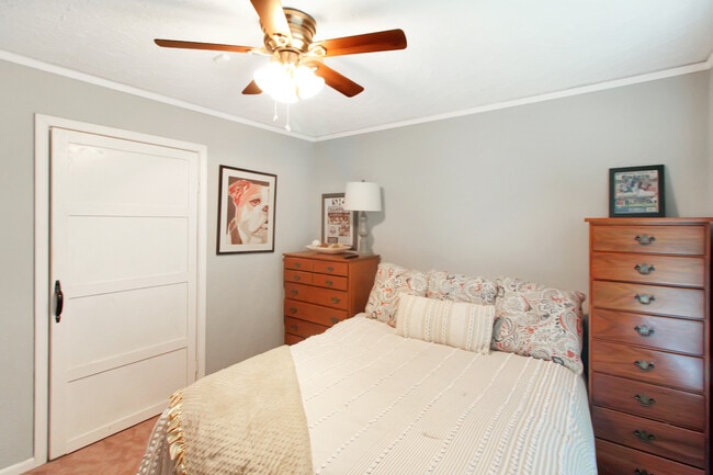 Photo - 1849 Parkridge Dr