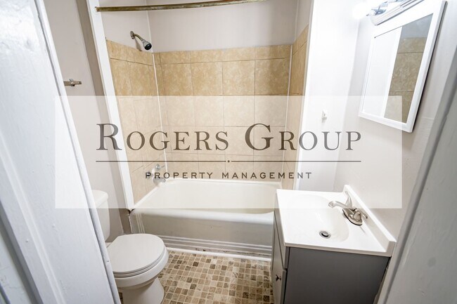 Photo - 726 E Andrews Ave