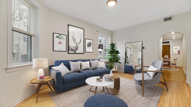 Photo - 2520 W Cortez St Unidad 2R