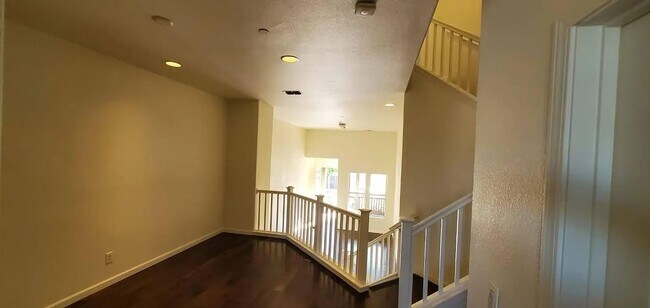 Photo - Modern Townhome in Prime San Mateo Location