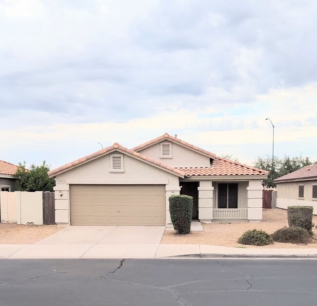 Building Photo - Lovely home in Lesuer Estates Mesa!!