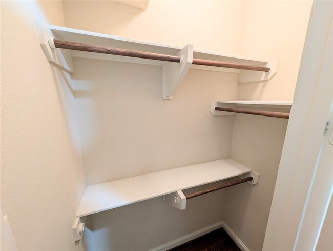 Photo - 226 E 28th St