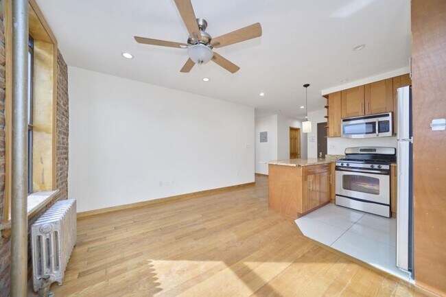 Photo - 3 bedroom in New York NY 10040 Unit 5F