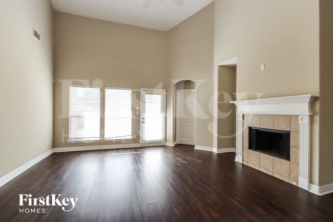 Photo - 21630 Hansom Dr