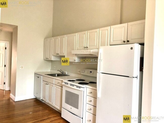 Photo - 668 Tremont St Unit 1