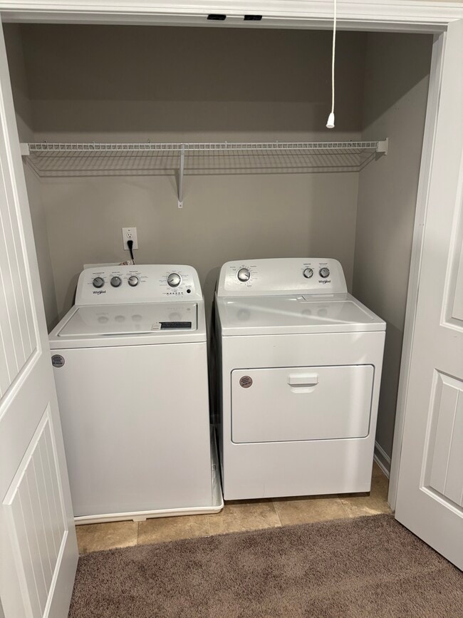 Photo - 7107 Chara Ln SW