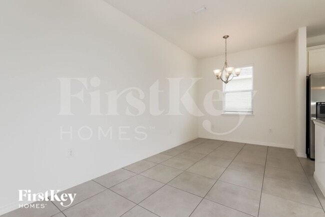 Photo - 503 Crown Rose Dr