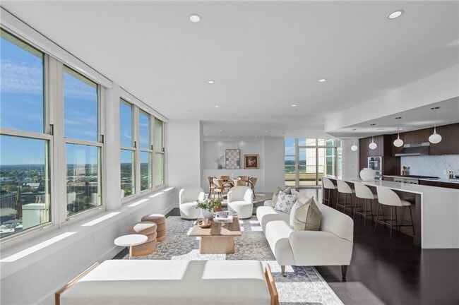 Building Photo - 1 W Exchange St Unit 3102