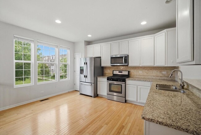 Photo - 3129 Coral Ln