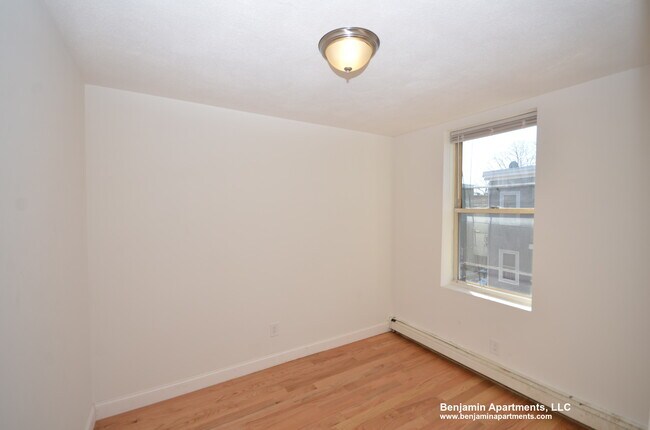 Photo - 67 Shawmut St Unit 3