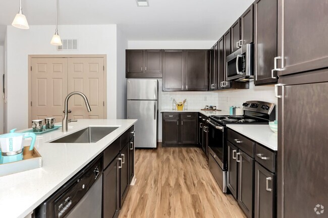 Kitchen - The Moderne at Providence Apartments