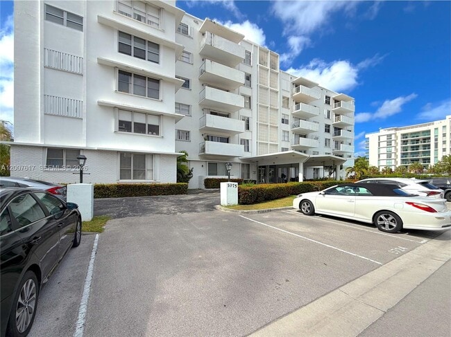 Photo - 1075 92nd St Unidad 2