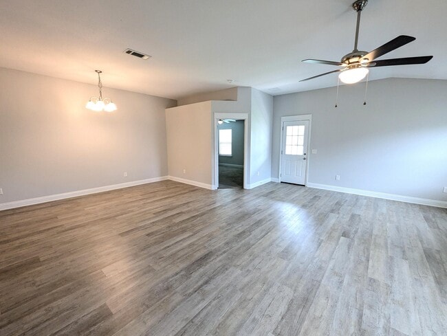 Photo - 1651 Ponderosa Dr