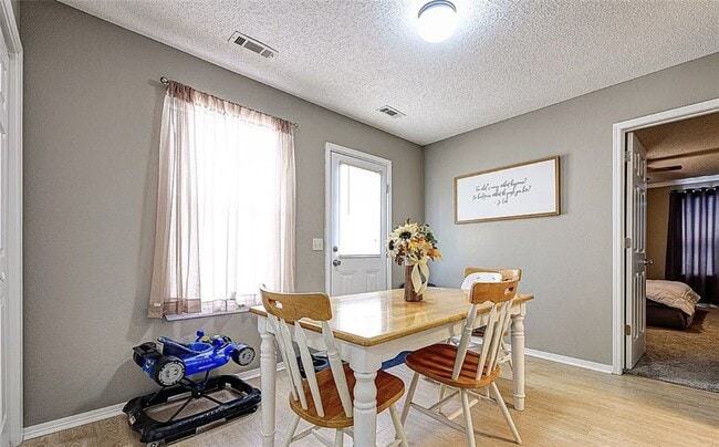 1701 Signature Dr