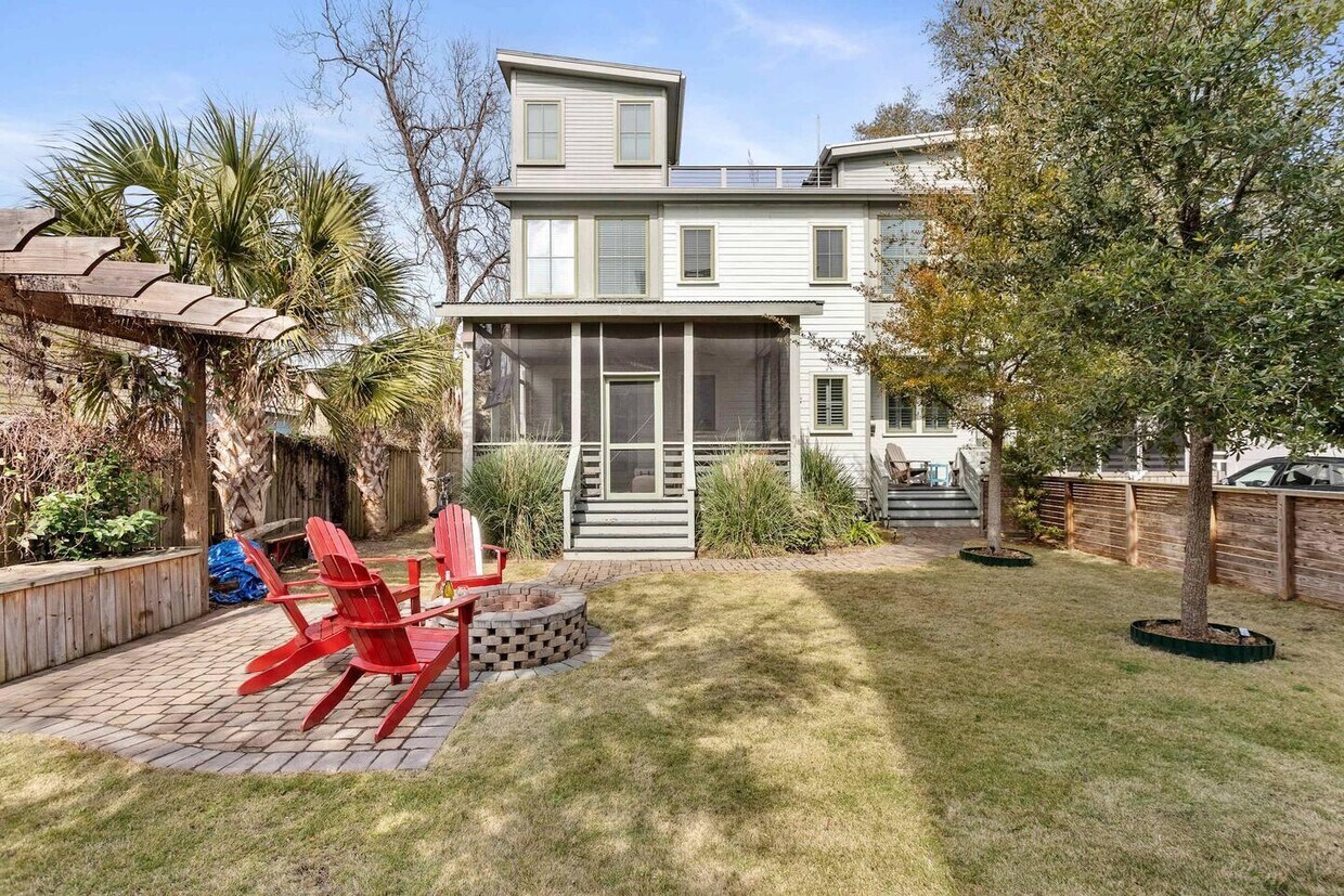 Photo - 14 Fields Pl