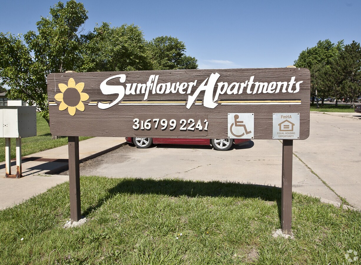 Photo - Sunflower Apartments