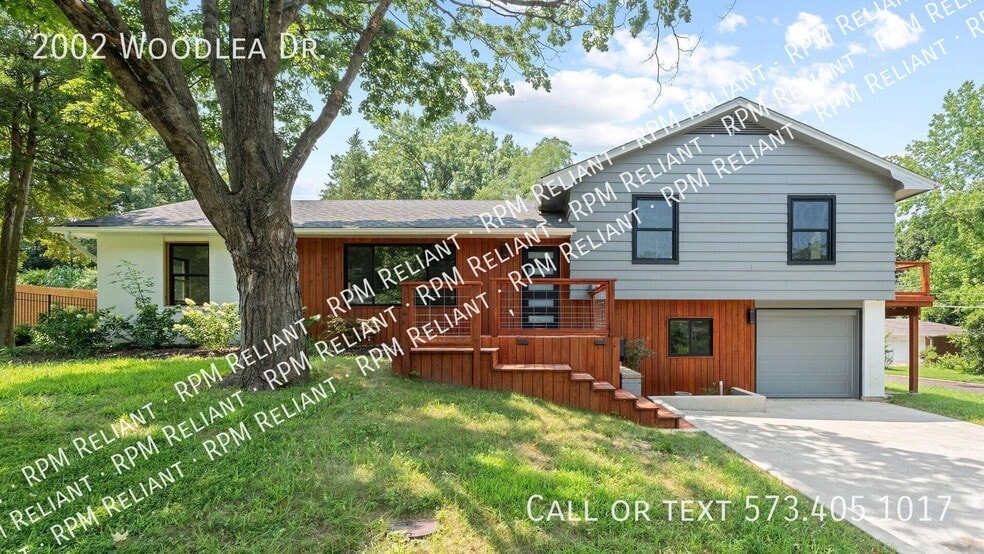 2002 Woodlea Dr