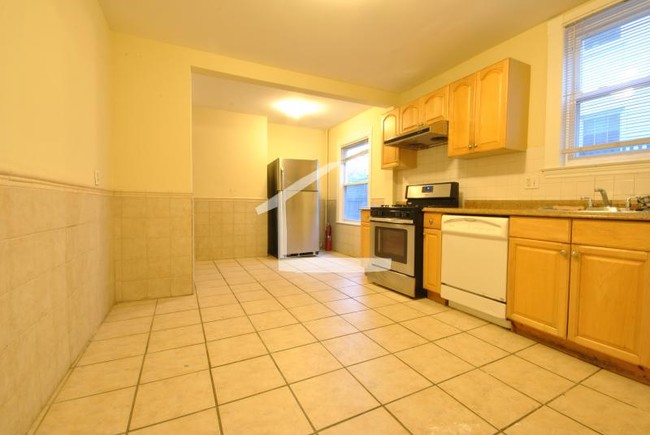 Building Photo - 93 Williston Rd Unit 1 Rental