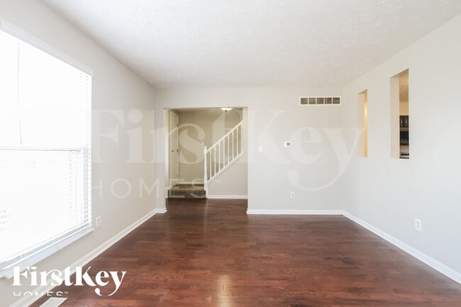 Photo - 7724 Gullit Way