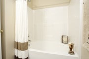 1BR,1BA