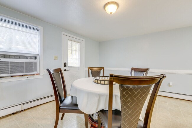 Photo - 37 Bryn Mawr Ave Unit SI ID1546035P