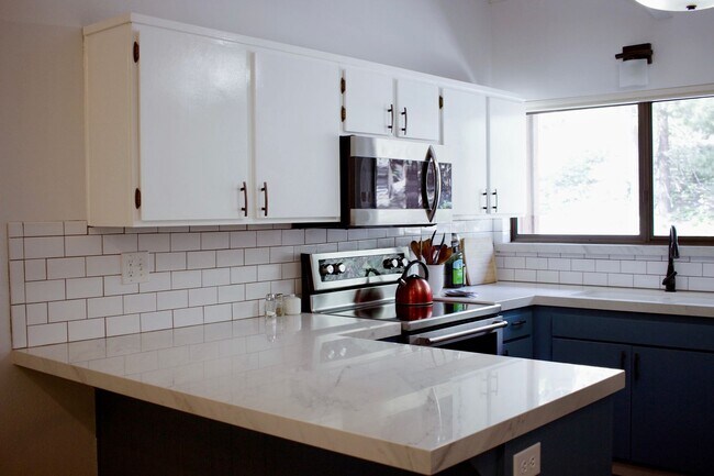 Photo - Live at the Base of Mammoth Mountain – 2-B...